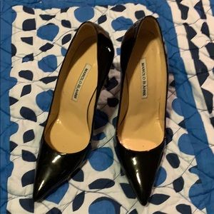 Manolo Blahnik BB Patent 105mm Pointed-Toe Pump